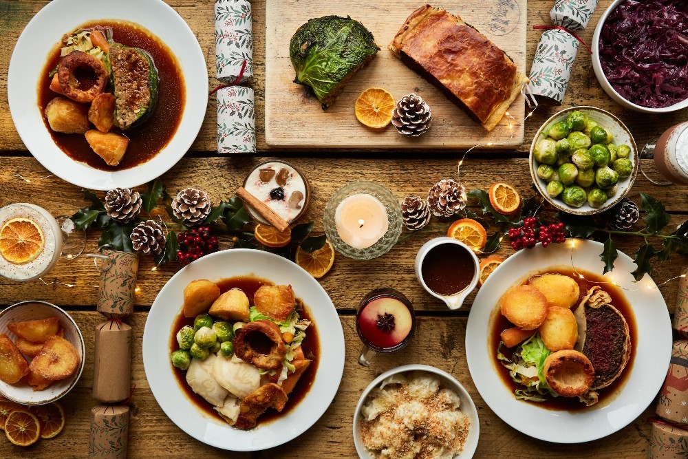 Top Christmas Catering Services in London for a Festive Feast